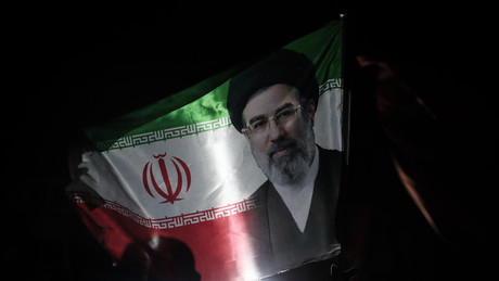 Liveticker Iran-Krieg – Modschtaba Chamenei warnt vor False-Flag-Aktionen "in einigen Ländern"