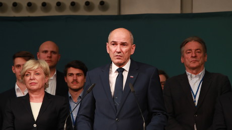 Parlamentswahlen und Tankrationierung in Slowenien: Rechtskonservativer Janez Janša auf Vormarsch?