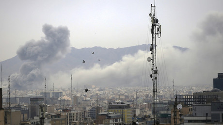 NYT enthüllt: Neue ungetestete US-Rakete tötete Dutzende iranische Schulkinder