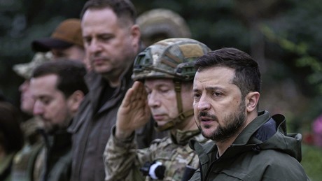 Liveticker Ukraine-Krieg – Syrski: Russische Armee zählt zu den stärksten der Welt