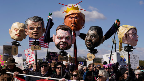 #NoKings: Nein zu Königen, nein zu Kriegen – die Protestwelle gegen Trump