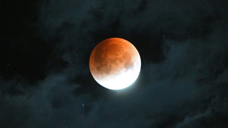 Russland will bis 2036 ein AKW auf dem Mond