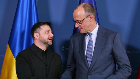 Liveticker Ukraine-Krieg – Regierungskonsultationen: Selenskij heute in Berlin