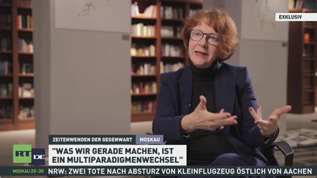 RT DE-Exklusiv: Europa ohne Richtung? Ulrike Guérot über Krise, KI und Systemwandel