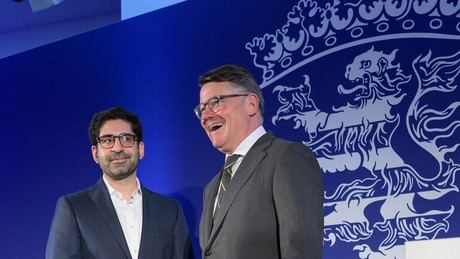 Wahnsinns-Ticker: Land Hessen gönnt sich neues Löwen-Logo für 800.000 Euro