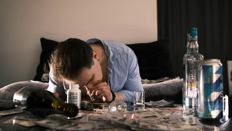 Schweiz schiebt HIV-kranken Ukrainer ab – Monate später tot