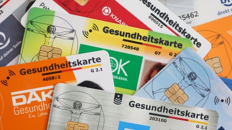 Bis 400.000 Euro - Wachsende Kritik an Gehältern von Kassenvorständen