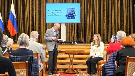 "Der Russe ist ein Freund" ‒ RT präsentiert Buch über deutsche Erinnerungen an Sowjetsoldaten