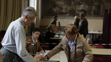 Politikberater fordert Wahlbeeinflussung in Deutschlands Nachbarstaaten