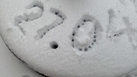 Weißer Weckruf: Moskau startet verschneit in den Tag