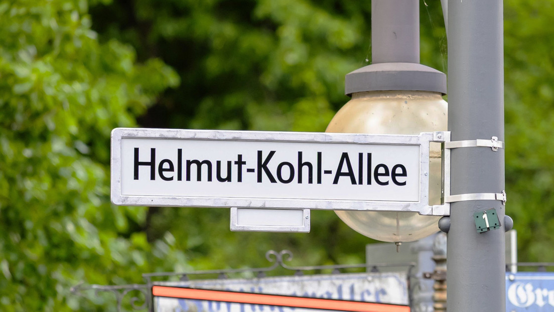 Helmut-Kohl-Allee in Berlin eingeweiht
