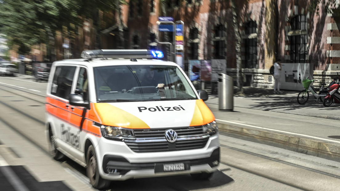 Schweiz: Messerangriff am Bahnhof Winterthur – mehrere Personen verletzt (VIDEO)