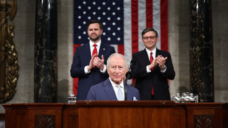König Charles III. in Washington, Pentagon gibt 400 Millionen für Kiew frei – Zufall?