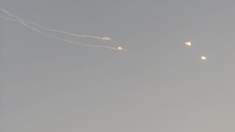Liveticker Iran-Krieg – VAE: Raketen aus Iran abgefangen