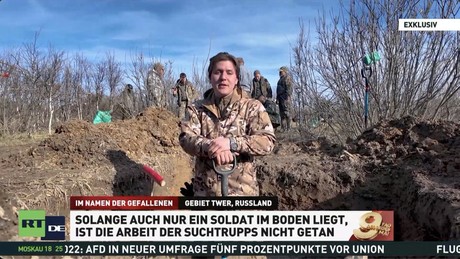 RT DE-Exklusiv: Jahrzehnte nach Kriegsende – Suchtrupp findet Massengrab bei Twer