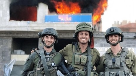 Stiftung will Deutsch-Israeli wegen Kriegsverbrechen vor Gericht sehen