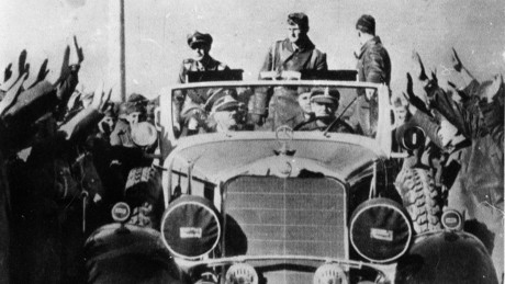 IG-Metaller sowie Vertrauensleute von Ford und Mercedes erklären "Nein zur Kriegswirtschaft"