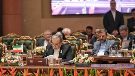 Liveticker Iran-Krieg – Araghtschi: VAE  waren zu Kriegsbeginn "aktiver Partner" von USA und Israel