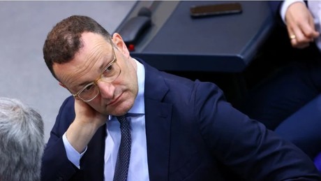 Spahn als Asket: Verzicht auf  Diätenerhöhung 2026 vorstellbar