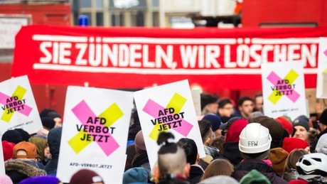 "Menschenwürde verteidigen" – "Demokratiebündnis" für AfD-Verbot mobilisiert zu bundesweitem Protest
