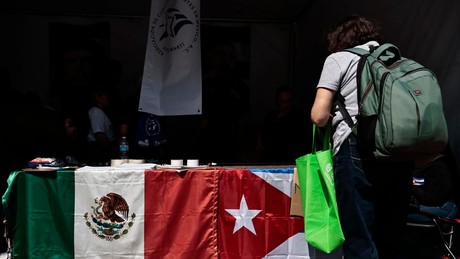 Mexiko bringt mehr als 1.700 Tonnen humanitäre Hilfe nach Kuba