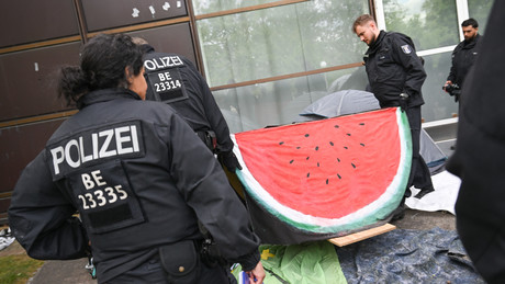 Obst im Visier: Verfassungsschutz erklärt Wassermelone zum Extremisten-Kennzeichen
