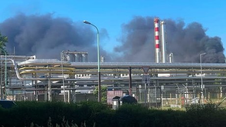 Ungarn: Explosion in der Ölraffinerie – ein Toter und mehrere Schwerverletzte