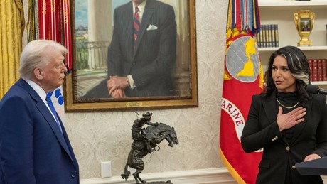 Tulsi Gabbard tritt als US-Geheimdienstchefin zurück