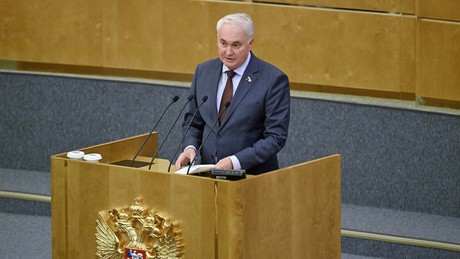 Duma-Abgeordneter erklärt, was zu Entscheidungszentren in Kiew gehört