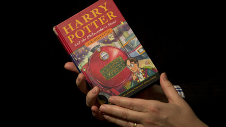 Vergessen auf dem Dachboden: Seltenes "Harry Potter"-Buch wird zu wertvollem Sammlerstück