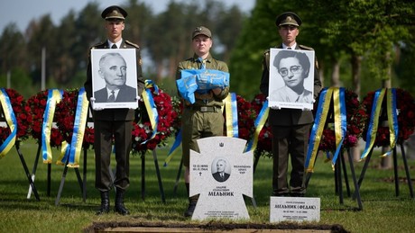 Israel verurteilt Umbettungsfeier des Hitler-Verbündeten Melnyk in Kiew