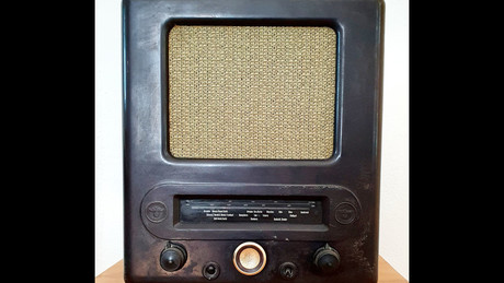 Volksempfänger, die nächste: ARD und ZDF als Zwangsbeglückung in sozialen Medien