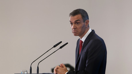 Spaniens Regierung unter Druck: Polizei durchsucht Parteizentrale der Sozialisten