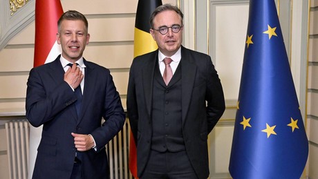 Orbáns Nachfolger schließt Waffenlieferungen an die Ukraine aus