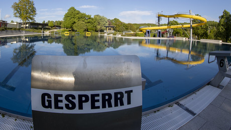 Schweizer Freibad zieht Konsequenzen: Ausländer zahlen doppelt