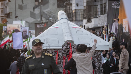 Zerbricht der April-Waffenstillstand? Iran greift US-Stützpunkt an und droht mit Eskalation