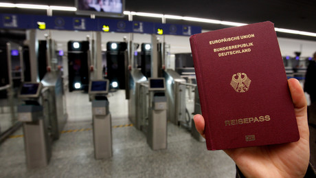Einbürgerungen in Deutschland erreichen neues Rekordhoch