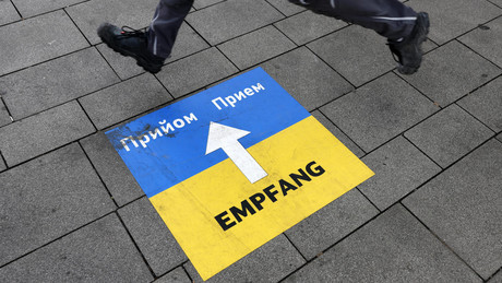 Dobrindt für Kehrtwende bei EU-Schutzregelung: Wehrfähige Ukrainer sollen als Kanonenfutter dienen