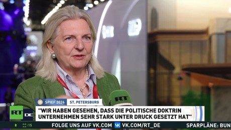 Wirtschaftsforum in St. Petersburg: Dr. Kneissl im Gespräch