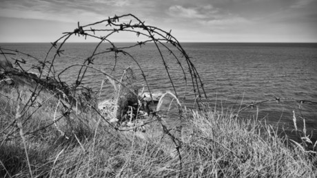Stacheldraht am Omaha Beach.