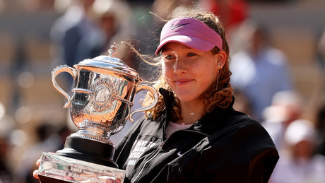 Mirra Andrejewa schreibt Tennis-Geschichte: 19-jährige Russin gewinnt French Open 2026