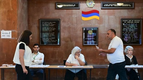 Armenien: Prowestliche Paschinjan-Partei verpasst 50 Prozent