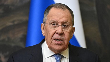 Lawrow: Botschafter Londons, Paris und Berlins bitten um Treffen im russischen Außenministerium