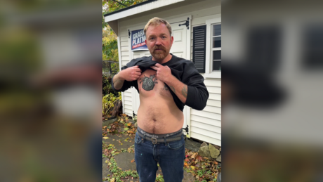 USA: Wie konnte ein Demokrat mit Nazi-Tattoo die Vorwahl in Maine gewinnen?