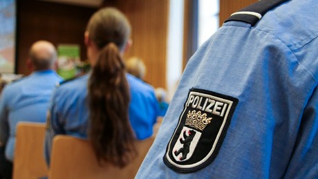 "Zweifel an Verfassungstreue" – AfD-Mitglied wird Wechsel in den gehobenen Polizeidienst untersagt