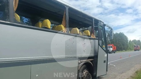 Ukraine greift Bus mit weißrussischen Jugendfußballern an – Begleiterin tot, sieben Verletzte