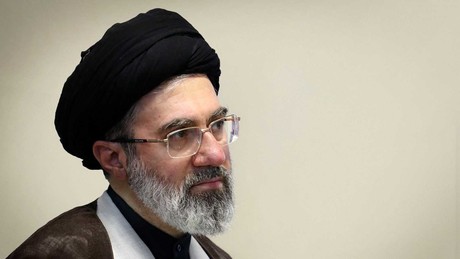 Schweiz-Treffen zwischen USA und Iran geplatzt – Chamenei räumt Meinungsverschiedenheiten ein