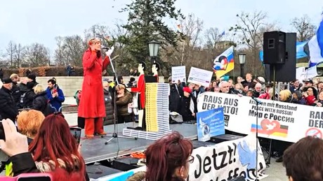 Friedenskundgebung "Russland ist nicht unser Feind" am Samstag in Berlin