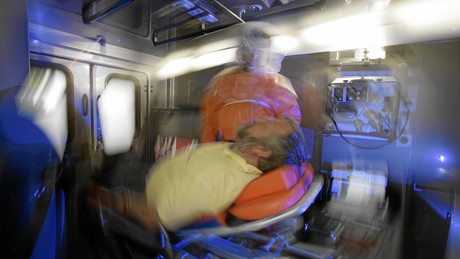 Ebola-Ausbruch überschreitet Afrikas Grenzen: Frankreich meldet ersten Infektionsfall