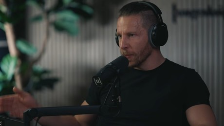 Nach Höcke-Interview – Landesanstalt für Medien geht gegen Podcaster Ben Berndt vor
